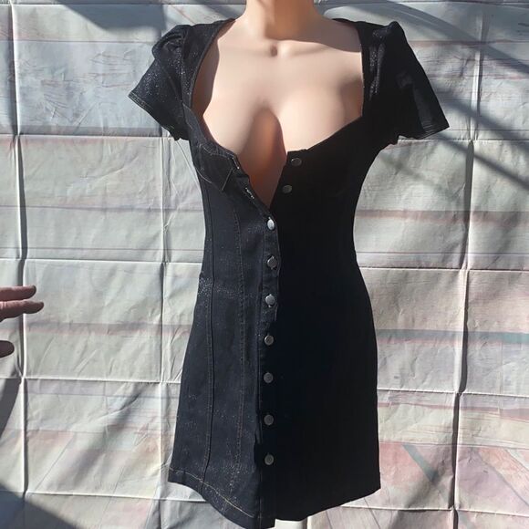 NWT button up denim dress by Urban Outfitters sz XS - Picture 5 of 10